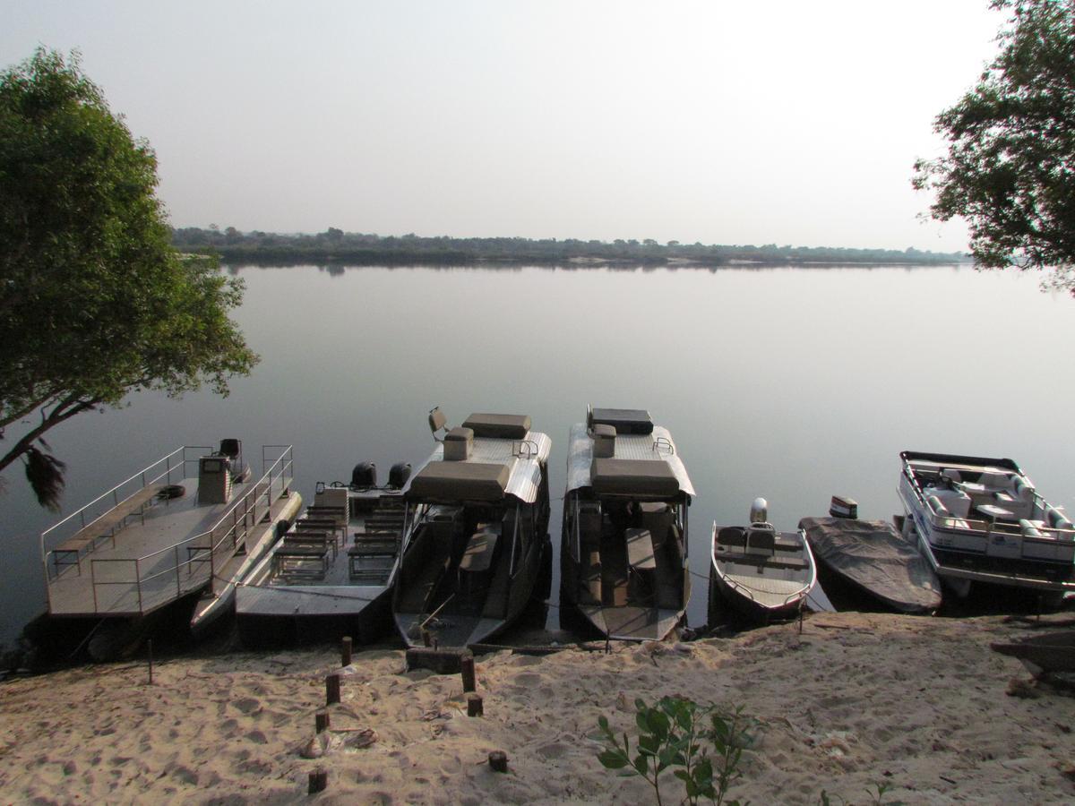 Caprivi Houseboat Safari Lodge Katima Mulilo Exterior photo